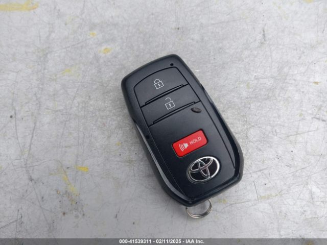 7MUBAABG7PV064085 Toyota Corolla Cross Le