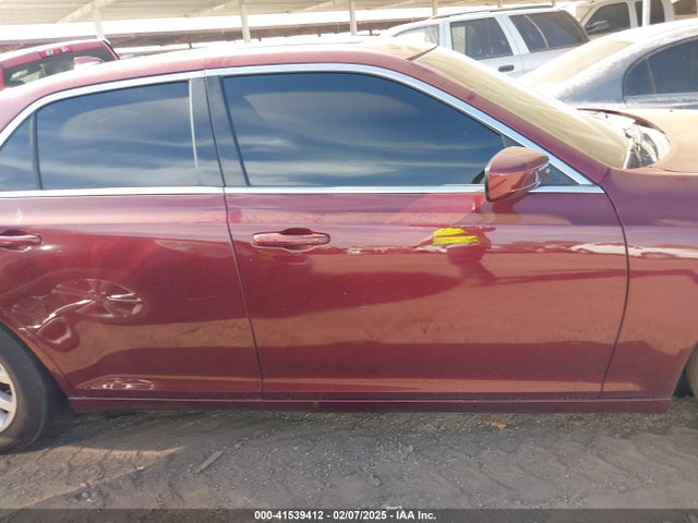 Chrysler 300 Limited 2015 2C3CCAAG9FH810547 Image 13