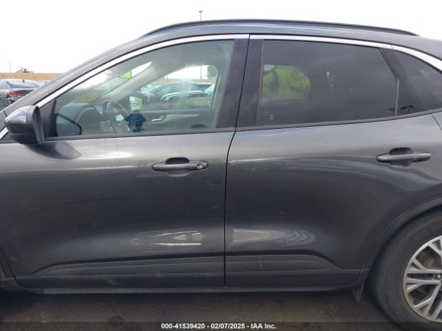 1FMCU0H64LUA57711 Ford ESCAPE SEL