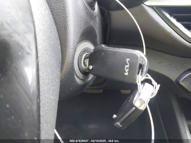 3KPF24AD0PE600547 KIA Forte Lxs
