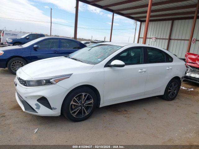 3KPF24AD0PE600547 KIA Forte Lxs