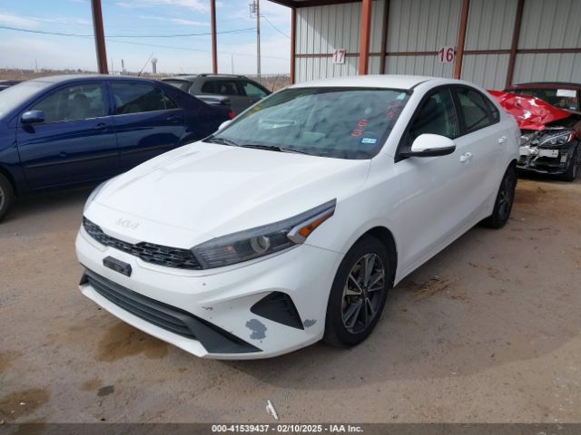 3KPF24AD0PE600547 KIA Forte Lxs