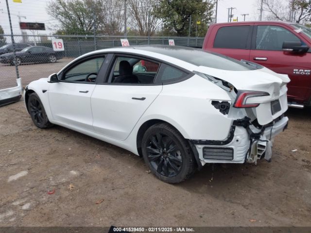2024 TESLA MODEL 3 5YJ3E1EA9RF762392 Photo 2