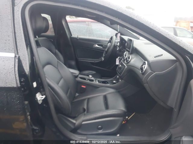 WDCTG4EB5HJ346071 Mercedes-Benz GLA 250