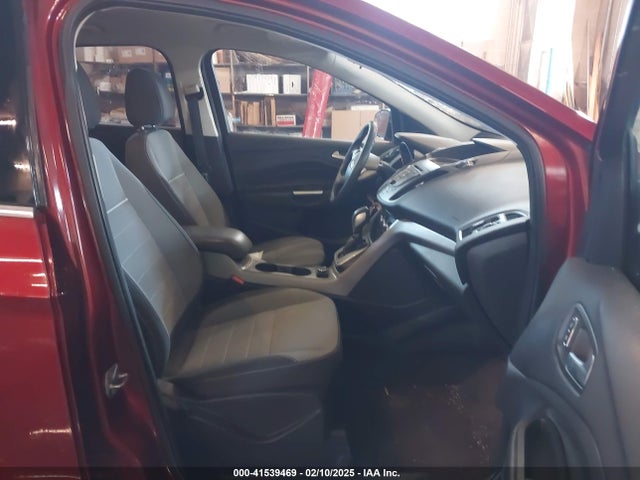 1FMCU9G94EUB56824 Ford ESCAPE SE