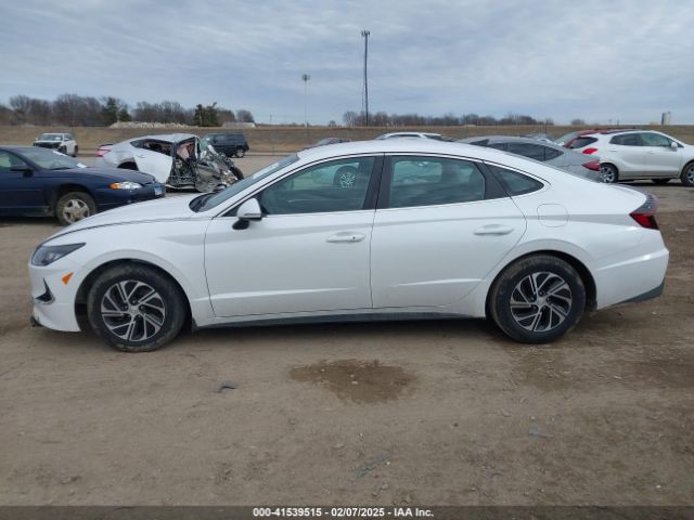 KMHL24JJ6MA033392 Hyundai Sonata Blue