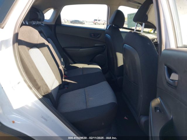KM8K1CAAXMU642704 Hyundai Kona Se