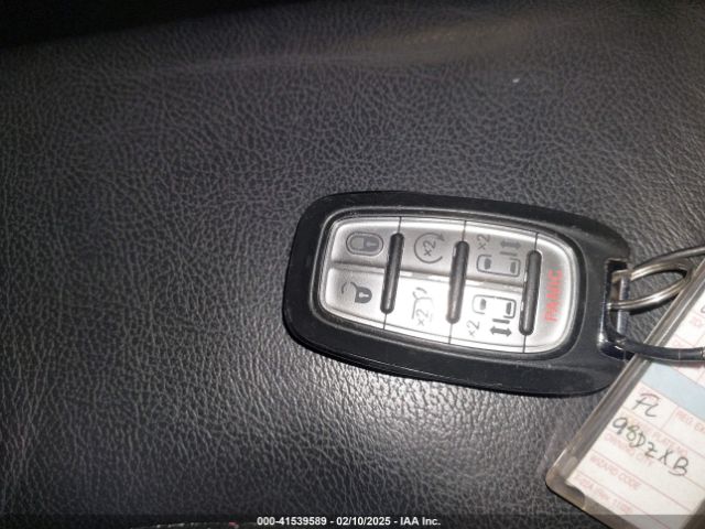 2C4RC1BG1NR176776 Chrysler Pacifica Touring L