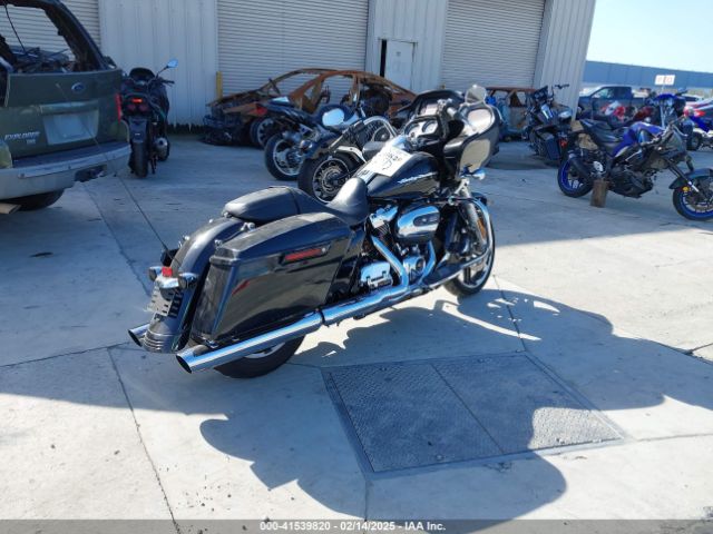 2018 HARLEY-DAVIDSON FLTRX 1HD1KHC10JB678303 Photo 3