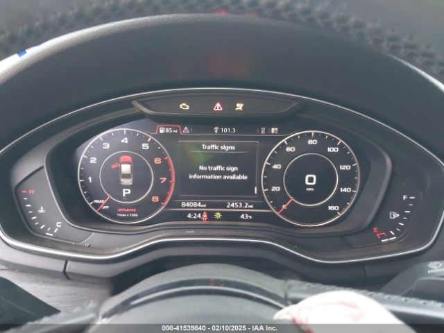 WAUKMAF4XHN055287 Audi A4 2.0t Season Of Audi Ultra Premium