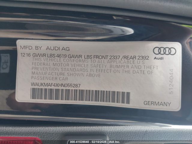 WAUKMAF4XHN055287 Audi A4 2.0t Season Of Audi Ultra Premium