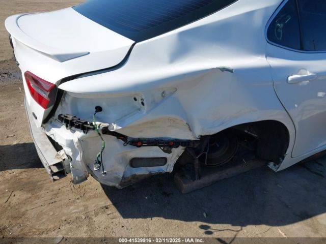 4T1G11AK7MU498046 Toyota CAMRY SE