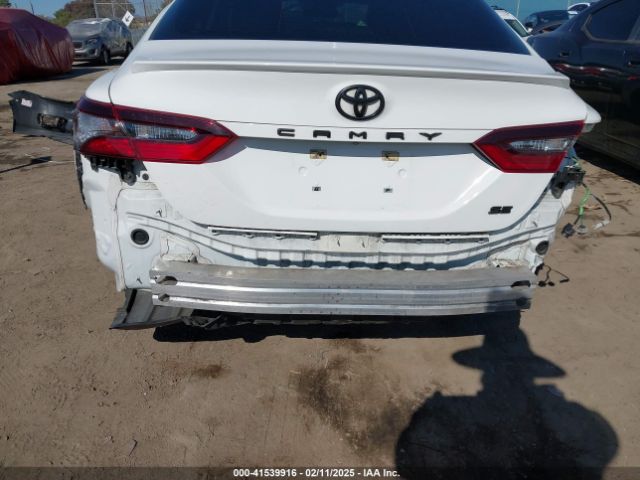 4T1G11AK7MU498046 Toyota CAMRY SE