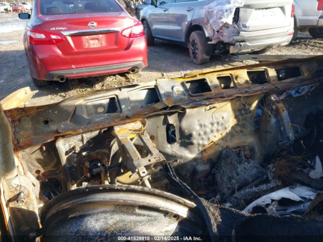 2024 FORD EXPLORER 1FMSK7DH0RGA63739 Photo 6