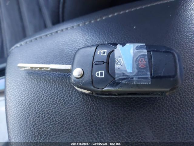 3FA6P0H79GR385128 Ford FUSION SE