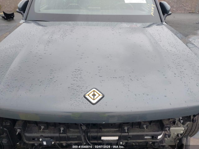 Rivian R1t Adventure 2022 7FCTGAAA7NN016044 Image 10