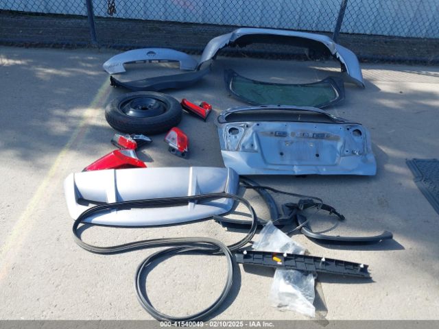 NMTKHMBX1JR062782 Toyota C-HR XLE