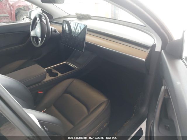 5YJYGAEE0MF158998 Tesla Model Y Long Range Dual Motor All-wheel Drive