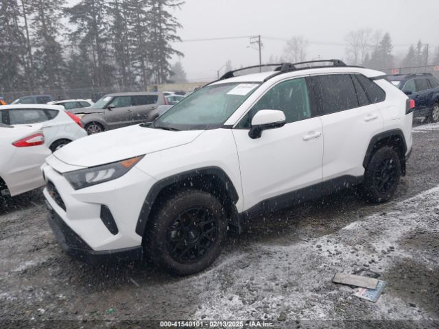 2T3G1RFV2LW109983 Toyota RAV4 LE