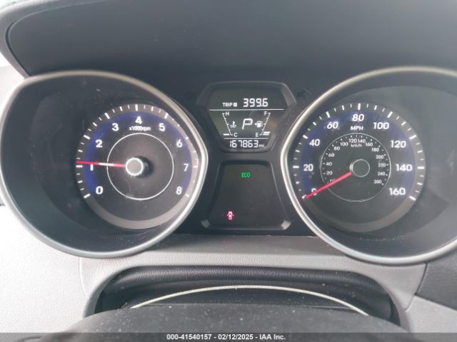 5NPDH4AE2EH505768 Hyundai ELANTRA SE