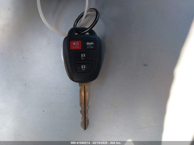 Toyota COROLLA LE 2016 5YFBURHE3GP474218 Image 11