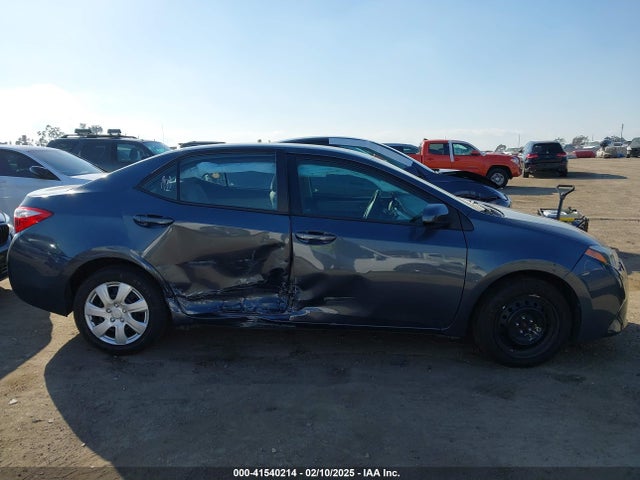 Toyota COROLLA LE 2016 5YFBURHE3GP474218 Image 13