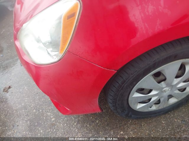 JTDKDTB33E1081860 Toyota Prius C Two