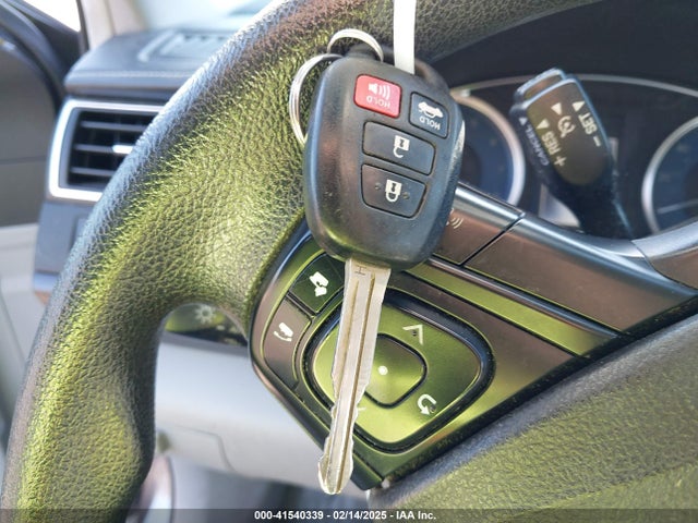 Toyota CAMRY LE 2015 4T4BF1FKXFR471503 Image 10