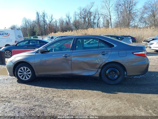 Toyota CAMRY LE 2015 4T4BF1FKXFR471503 Image 13
