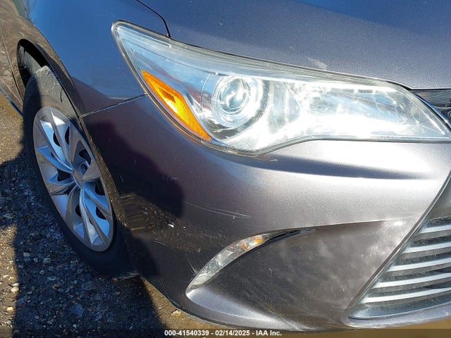 Toyota CAMRY LE 2015 4T4BF1FKXFR471503 Image 18