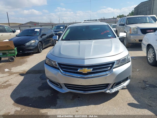 Chevrolet IMPALA 1LT 2018 2G1105S34J9120067 Image 12