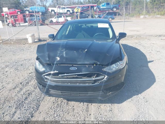 3FA6P0H72JR278333 Ford FUSION SE