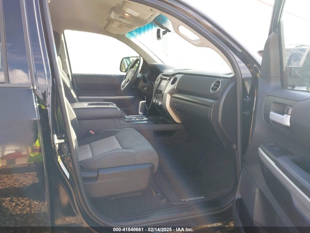 5TFRM5F1XEX074579 Toyota Tundra Sr5 4.6l V8