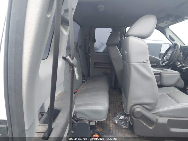 Ford F-250 Xl 2014 1FT7X2B66EEB68940 Image 8