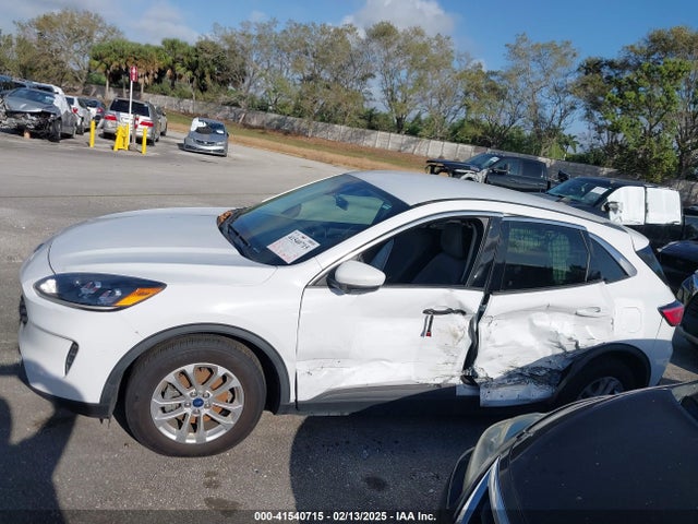 Ford ESCAPE SE 2020 1FMCU0G67LUB73986 Image 14