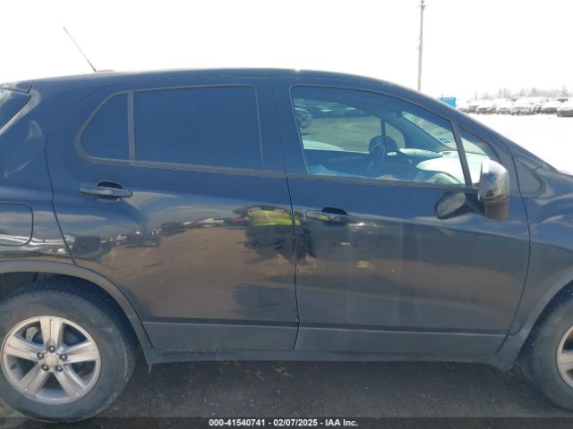3GNCJKSB7LL111941 Chevrolet Trax Fwd Ls