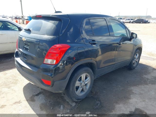 3GNCJKSB7LL111941 Chevrolet Trax Fwd Ls