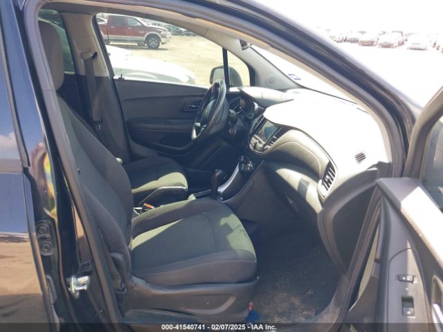 3GNCJKSB7LL111941 Chevrolet Trax Fwd Ls