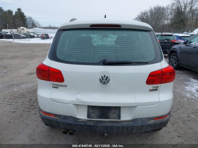 WVGBV7AX0JK000306 Volkswagen Tiguan Limited 2.0t