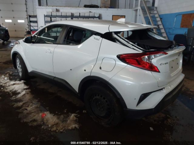 NMTKHMBX8KR087809 Toyota C-HR LE