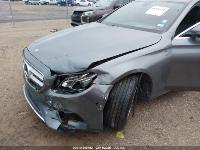 WDDZF4KB8HA104128 Mercedes-Benz E 300 4matic