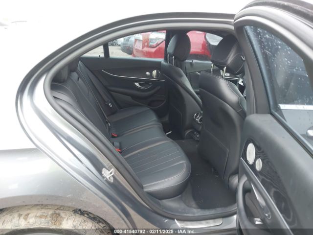 WDDZF4KB8HA104128 Mercedes-Benz E 300 4matic