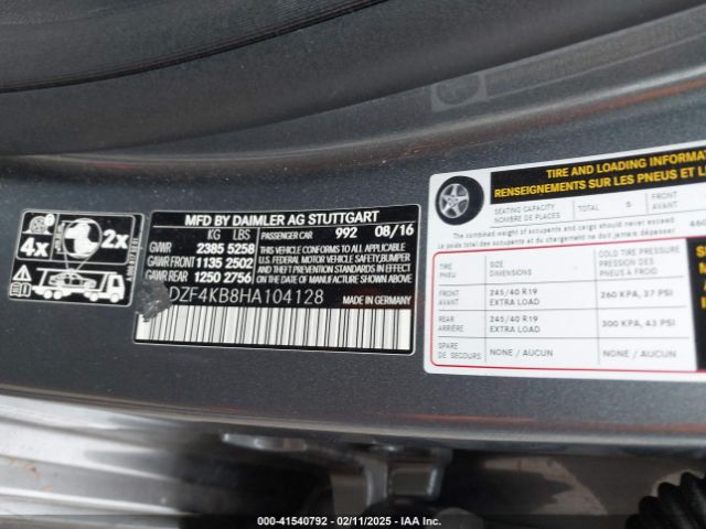 WDDZF4KB8HA104128 Mercedes-Benz E 300 4matic