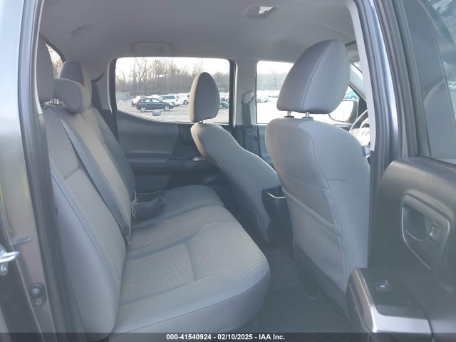3TMCZ5AN0MM440622 Toyota Tacoma Sr5 V6