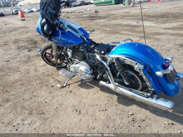 2018 HARLEY-DAVIDSON FLHX 1HD1KBC13JB622501 Photo 2