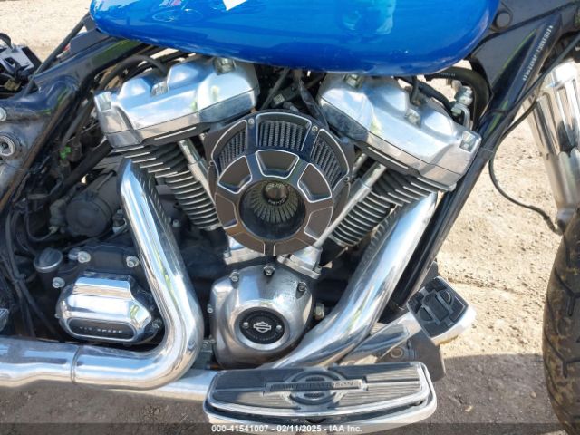 2018 HARLEY-DAVIDSON FLHX 1HD1KBC13JB622501 Photo 7