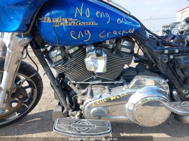 2018 HARLEY-DAVIDSON FLHX 1HD1KBC13JB622501 Photo 8