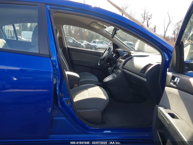 41541048 :رقم المزاد ، 3N1AB6AP0BL665146 vin ، 2011 Nissan Sentra 2.0sr مزاد بيع