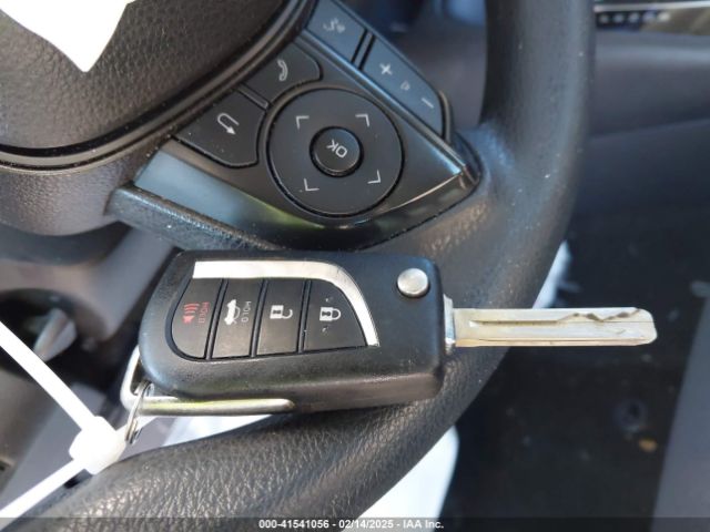 5YFEPMAEXNP286276 Toyota COROLLA LE