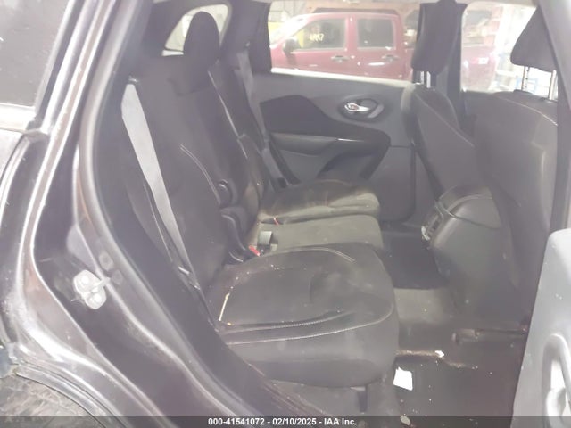 Jeep Cherokee Latitude 2015 1C4PJMCS3FW795082 Image 8